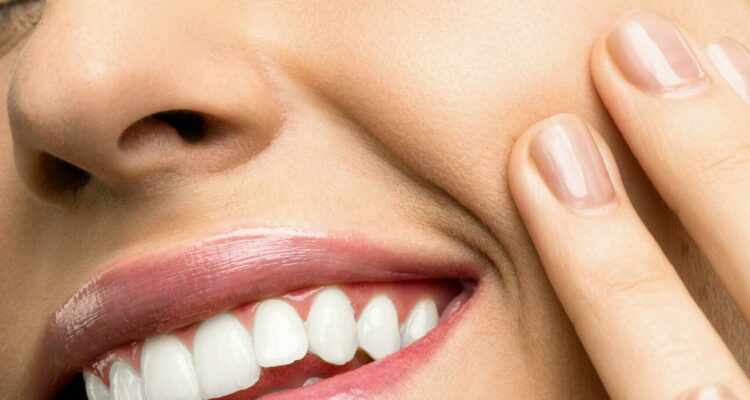 Sbiancamento dentale | Servizi | Studio Dentistico Stramesi | Milano Sbiancamento dentale | Servizi | Studio Dentistico Stramesi | Milano