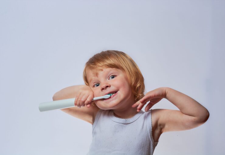 Denti da latte: perché è importante prendersene cura - Studio Dentistico Stramesi Milano Blog